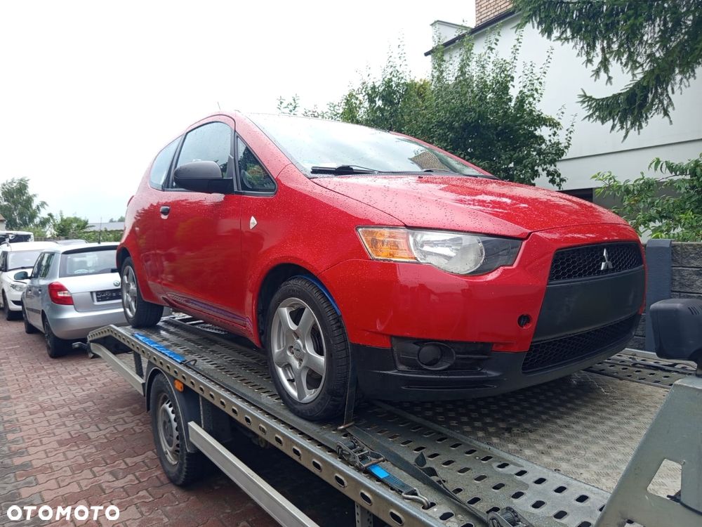 Mitsubishi Colt - 1
