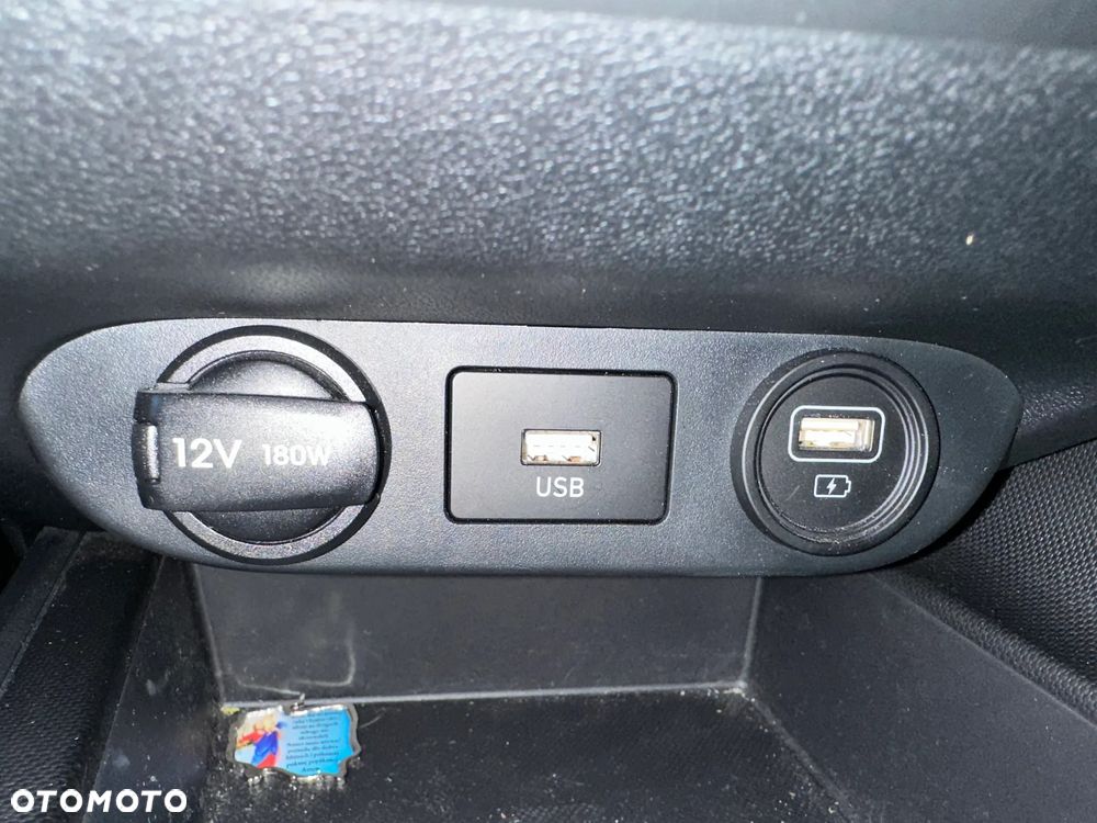 Hyundai Elantra 1.6 Modern CVT - 17