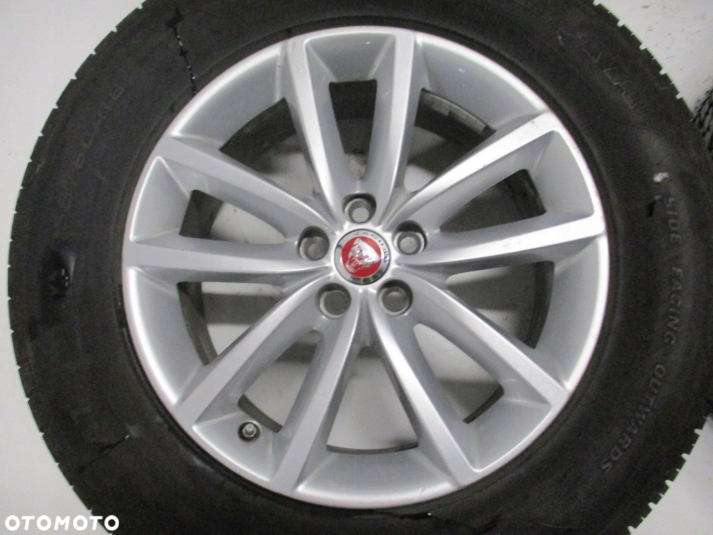 Koła felgi opony JAGUAR F PACE R18 MS - 2