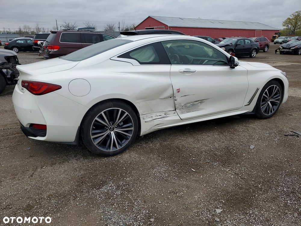Infiniti Q60 - 4