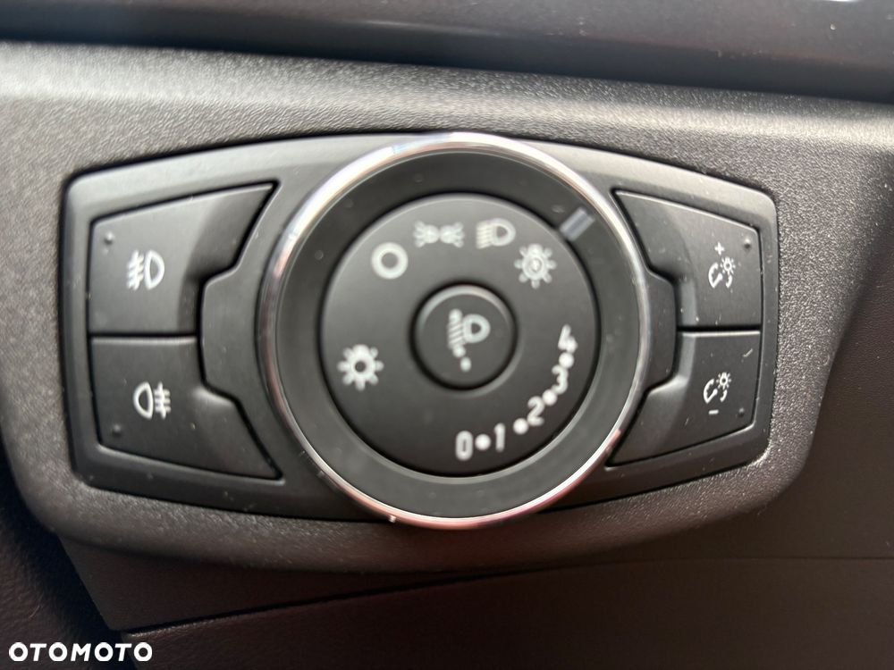 Ford Mondeo 1.5 EcoBoost Ambiente Plus - 27