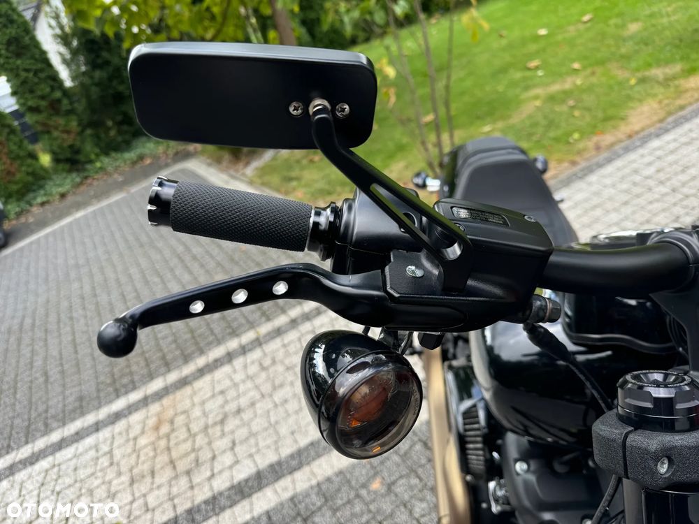 Harley-Davidson Dyna Fat Bob - 8