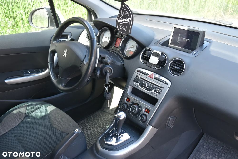 Peugeot 308 - 16
