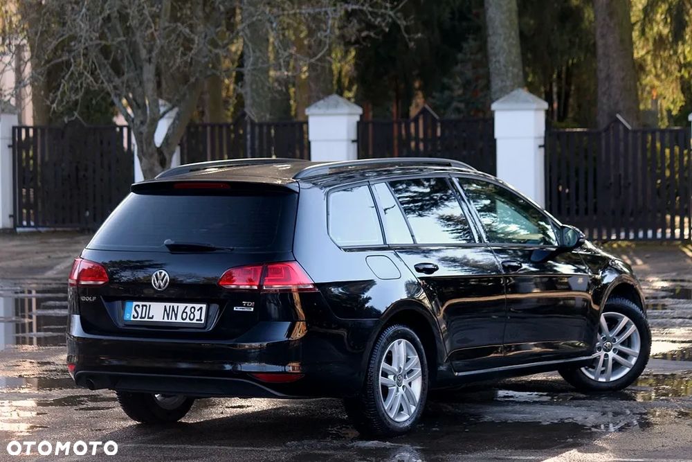 Volkswagen Golf 1.6 TDI BlueMotion Technology Comfortline - 22