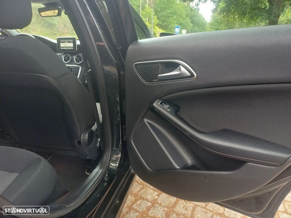 Mercedes-Benz A 180 - 7