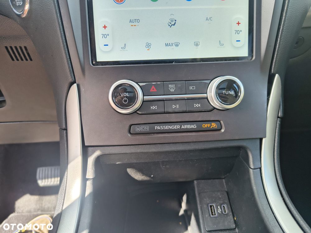 Ford Edge - 19