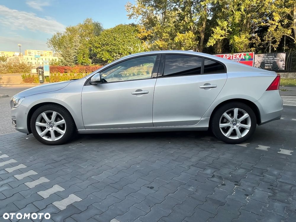 Volvo S60 T5 Drive-E Momentum - 4