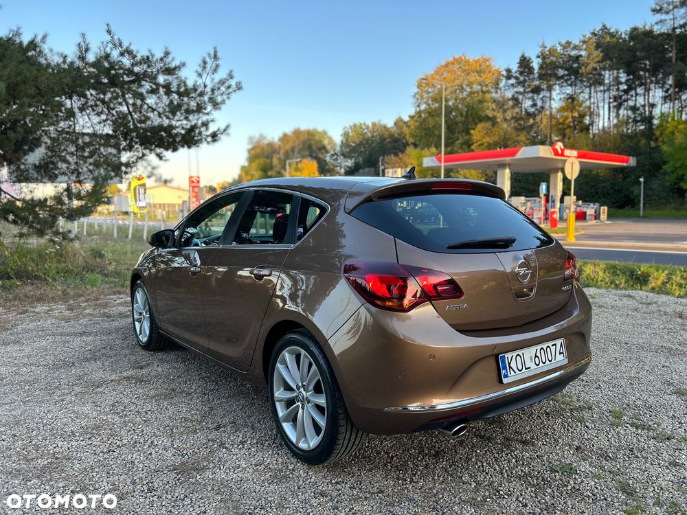 Opel Astra - 26