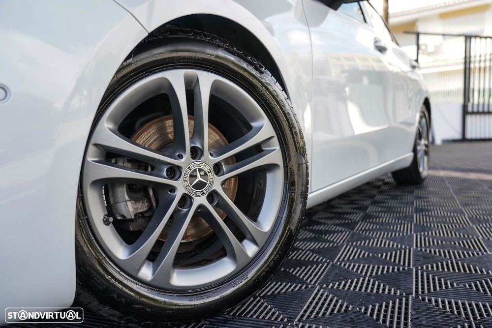 Mercedes-Benz A 180 d AMG Line Aut. - 34