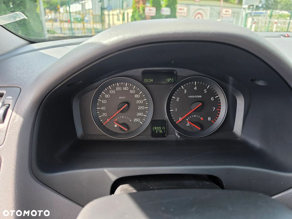 Volvo V50 1.8 - 17