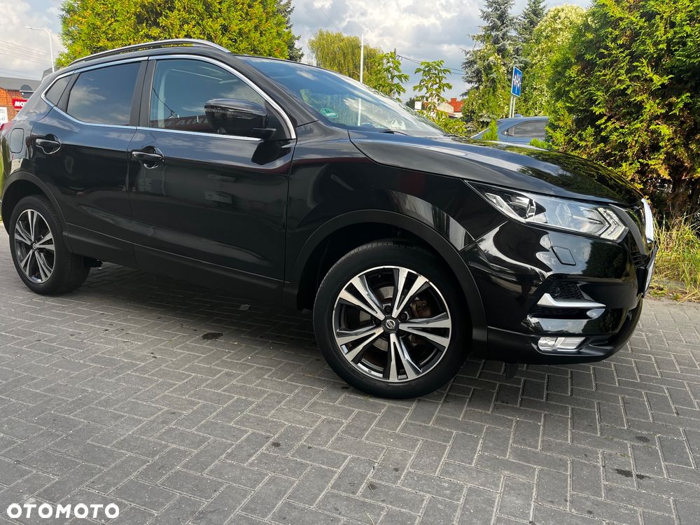 Nissan Qashqai 1.2 DIG-T TEKNA+ - 10