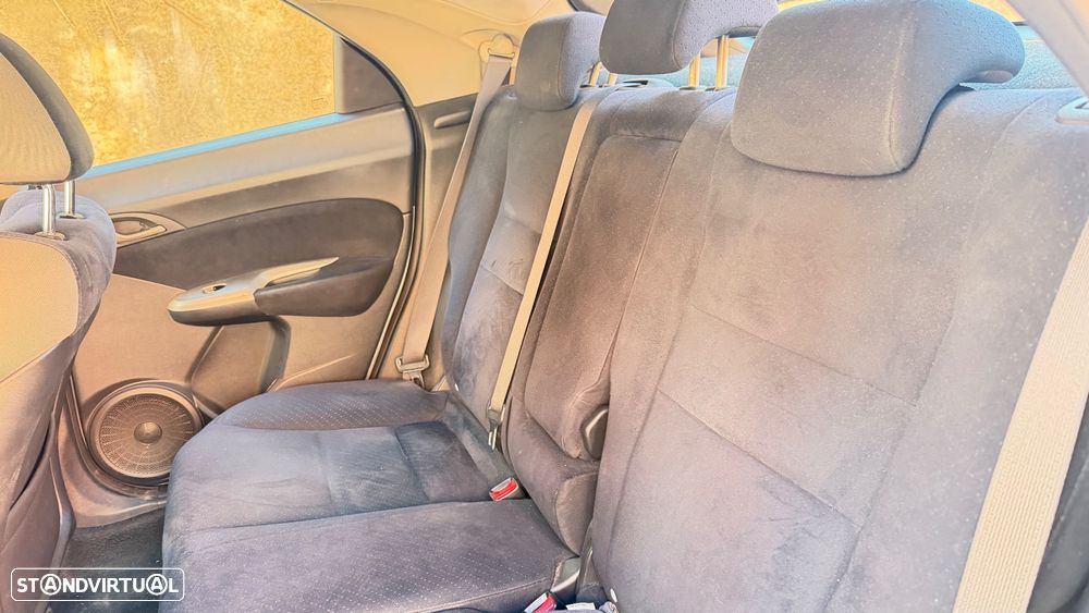 Honda Civic 1.4 Comfort - 18