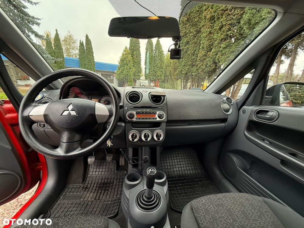 Mitsubishi Colt - 9