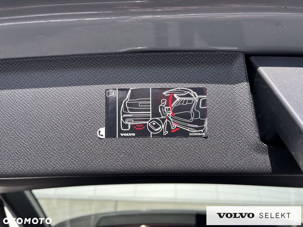 Volvo XC 90 - 21