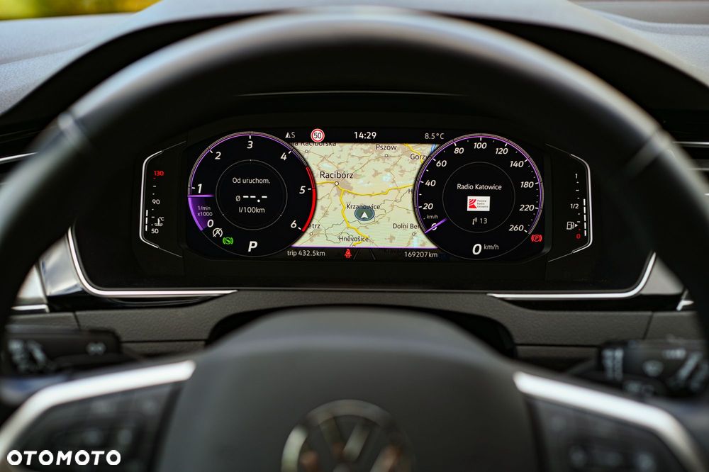 Volkswagen Passat 2.0 TDI SCR Style DSG - 10