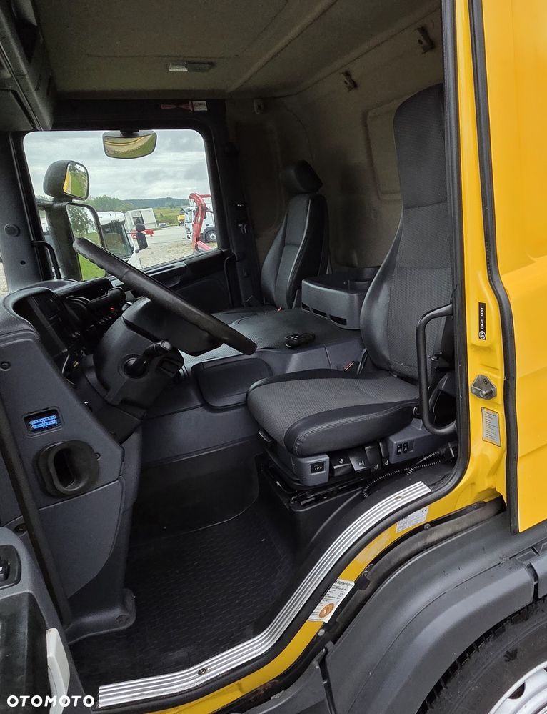Scania P 280  izoterma 4x2 EURO 5 otwierany bok kontener - 7