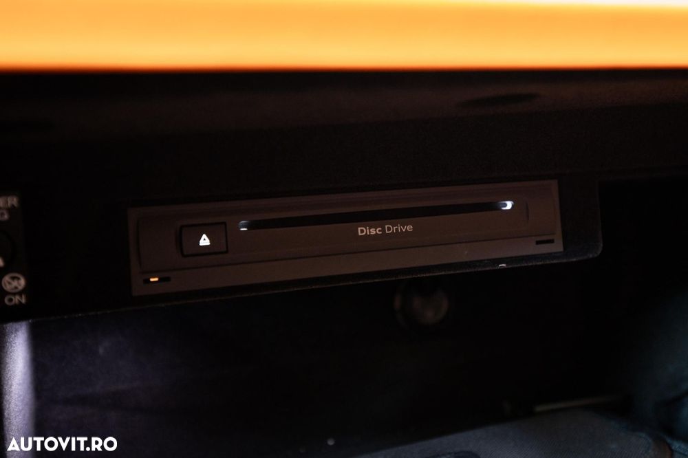 Lamborghini URUS - 39