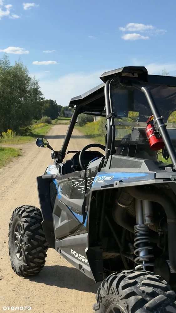 Polaris RZR - 17