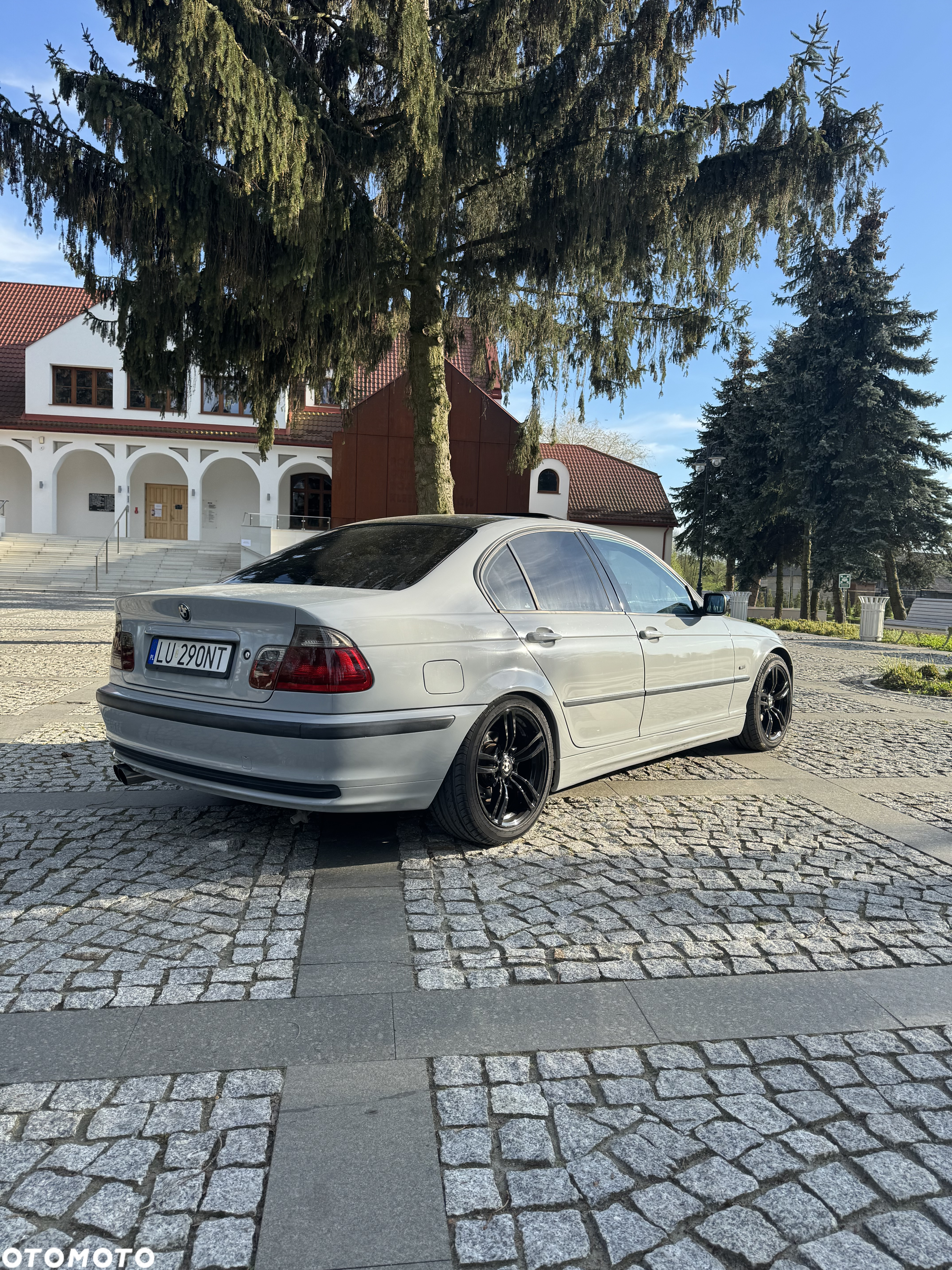 BMW Seria 3 325i - 3
