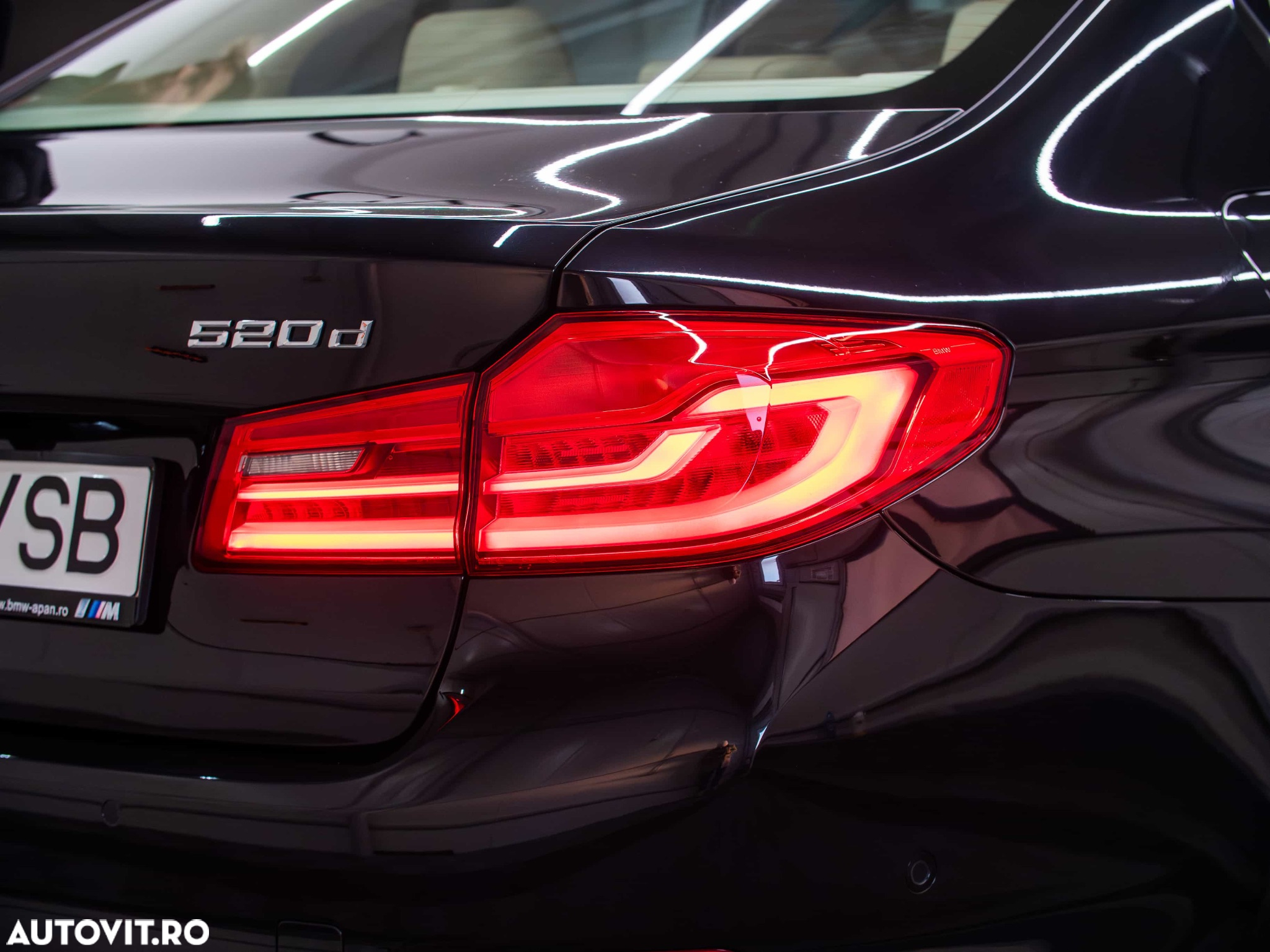 BMW Seria 5 520d xDrive AT - 15