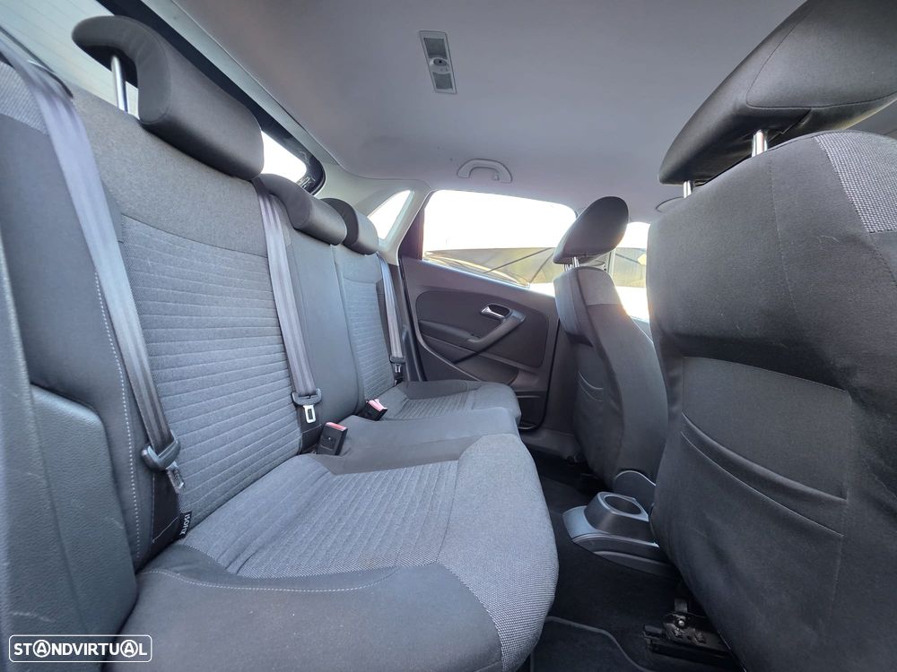 VW Polo 1.6 TDI Trendline Pack BlueMotion - 14
