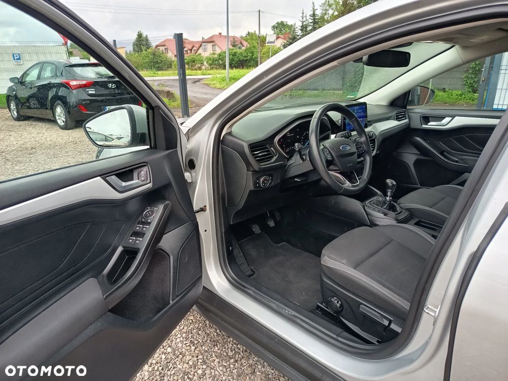 Ford Focus 2.0 TDCi SYNC Edition ASS - 15