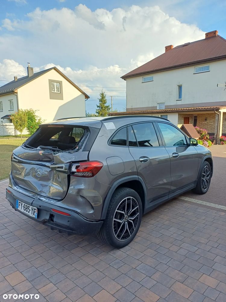 Mercedes-Benz EQA 250 AMG Line - 5