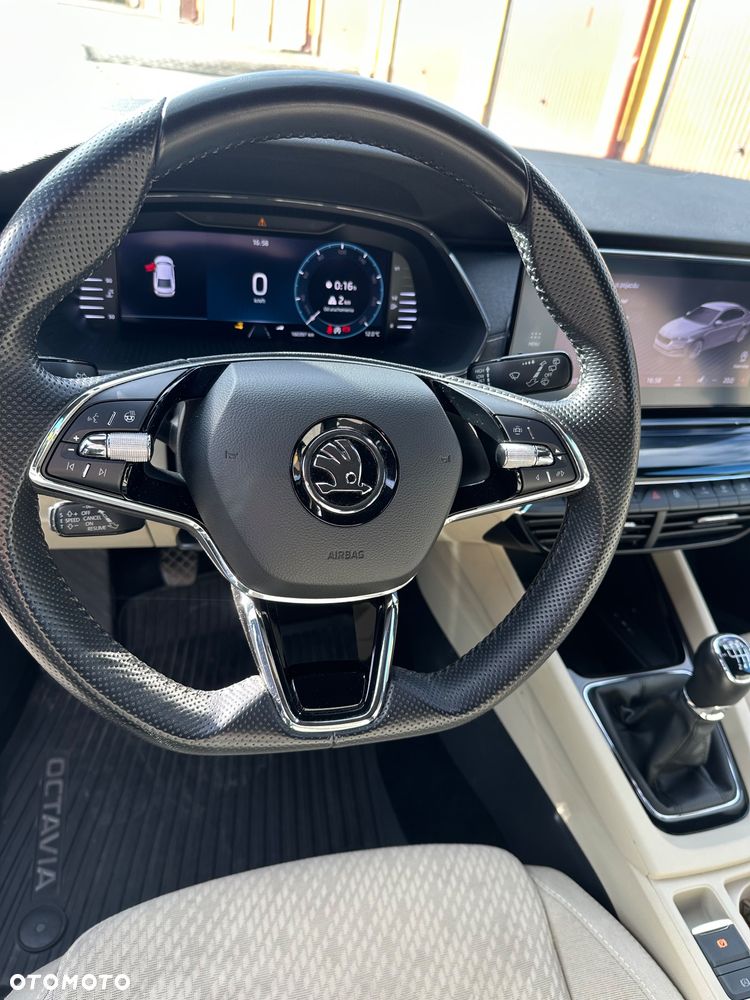 Skoda Octavia 1.5 TSI ACT Style - 18