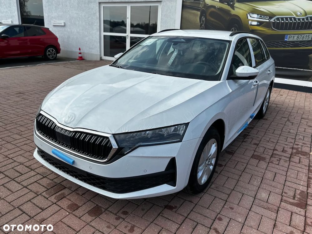 Skoda Octavia 1.5 TSI mHEV Drive Essence DSG - 4
