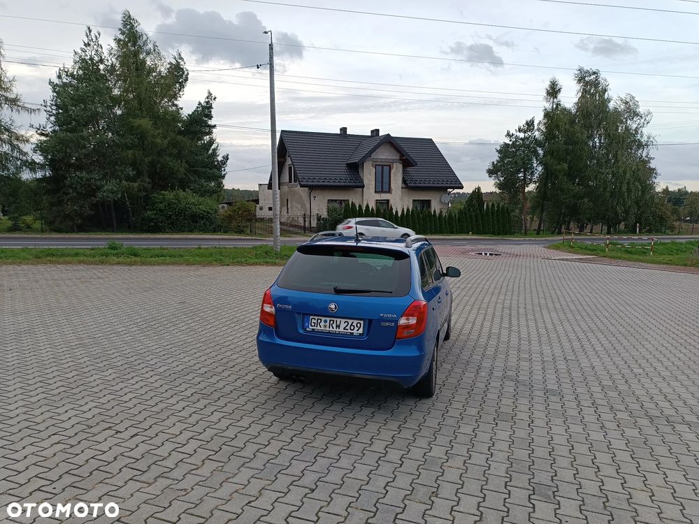 Skoda Fabia 1.4 TSI DSG RS - 6