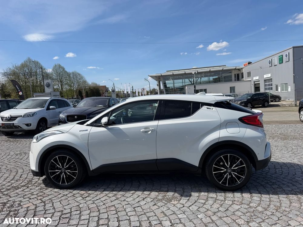 Toyota C-HR Lounge - 18