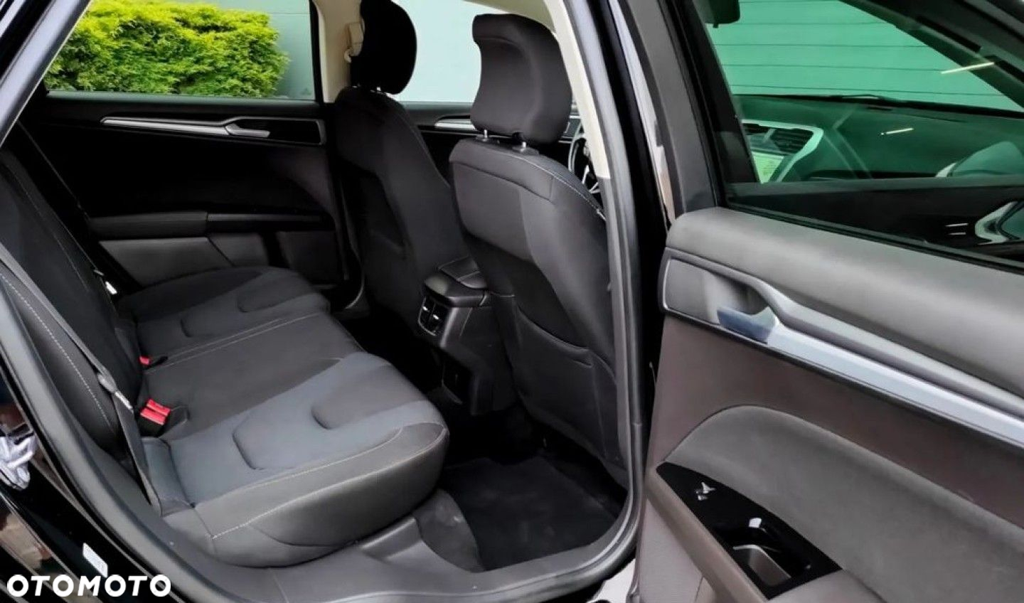 Ford Mondeo - 25