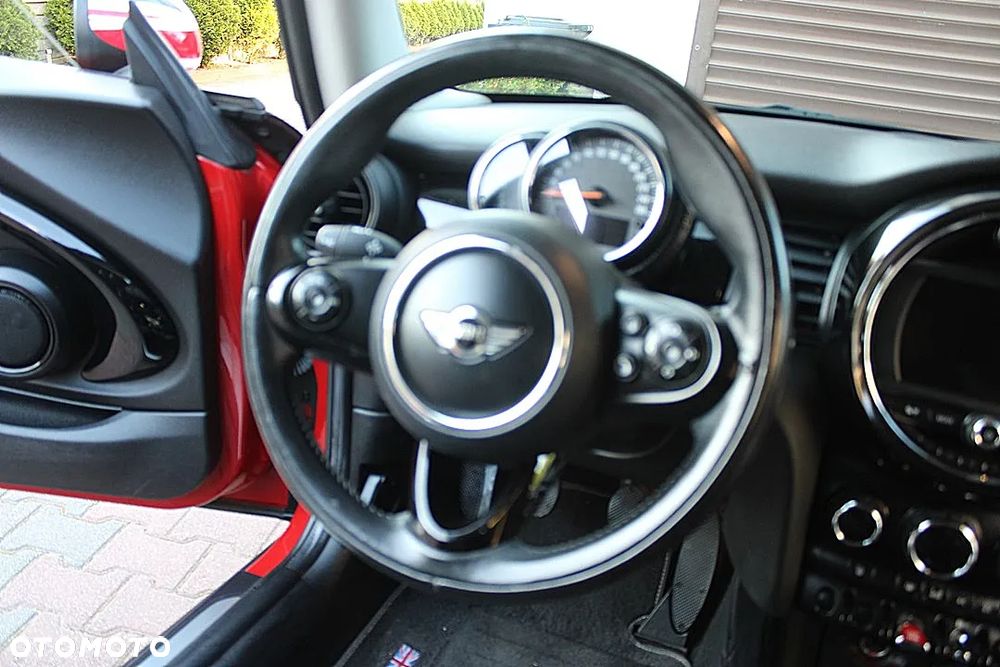 MINI ONE Standard - 16