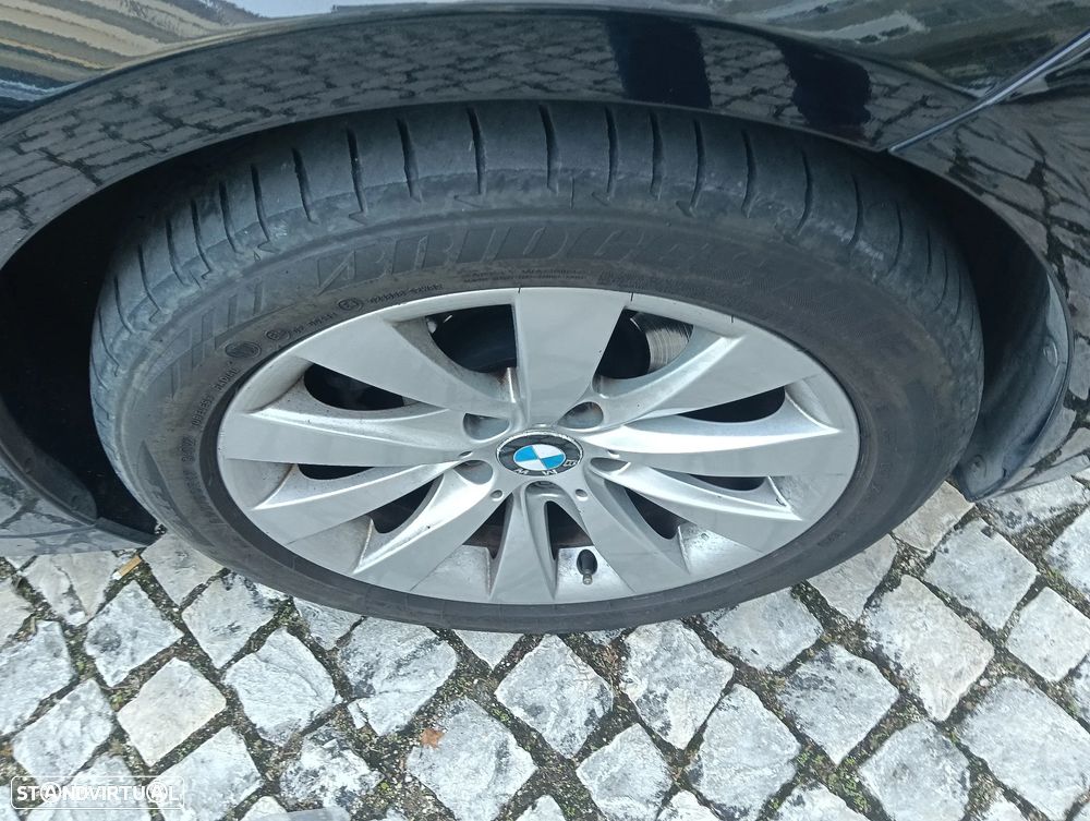 BMW 318 d xDrive Line Modern — fotografia 31