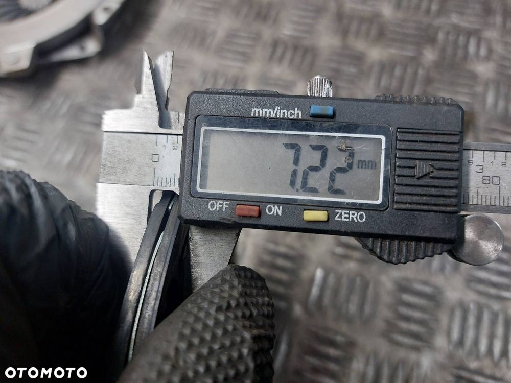 SPRZĘGŁO TARCZA + DOCISK + ŁOŻYSKO OPOROWE CITROEN C3 I 1.1 8V - 9