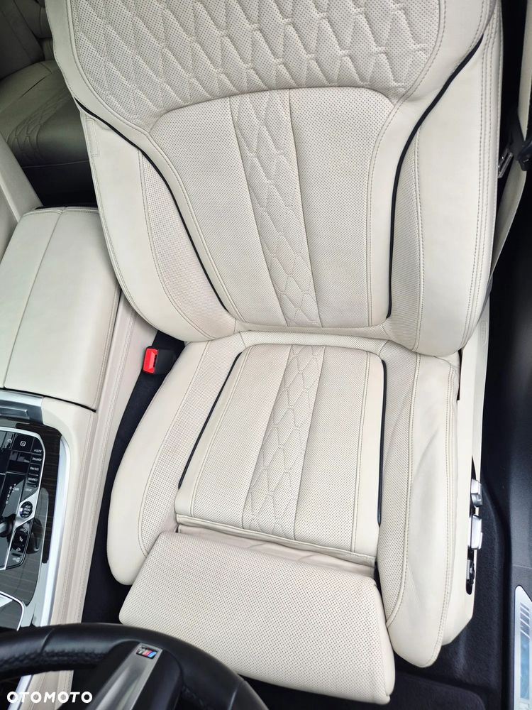 BMW X5 xDrive30d sport - 27