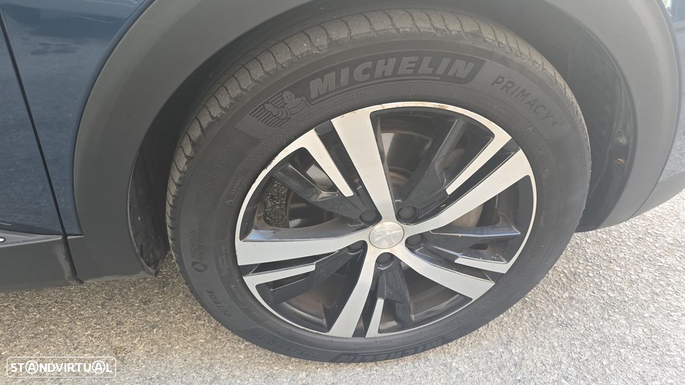 Peugeot 3008 225 e-EAT8 GT - 26