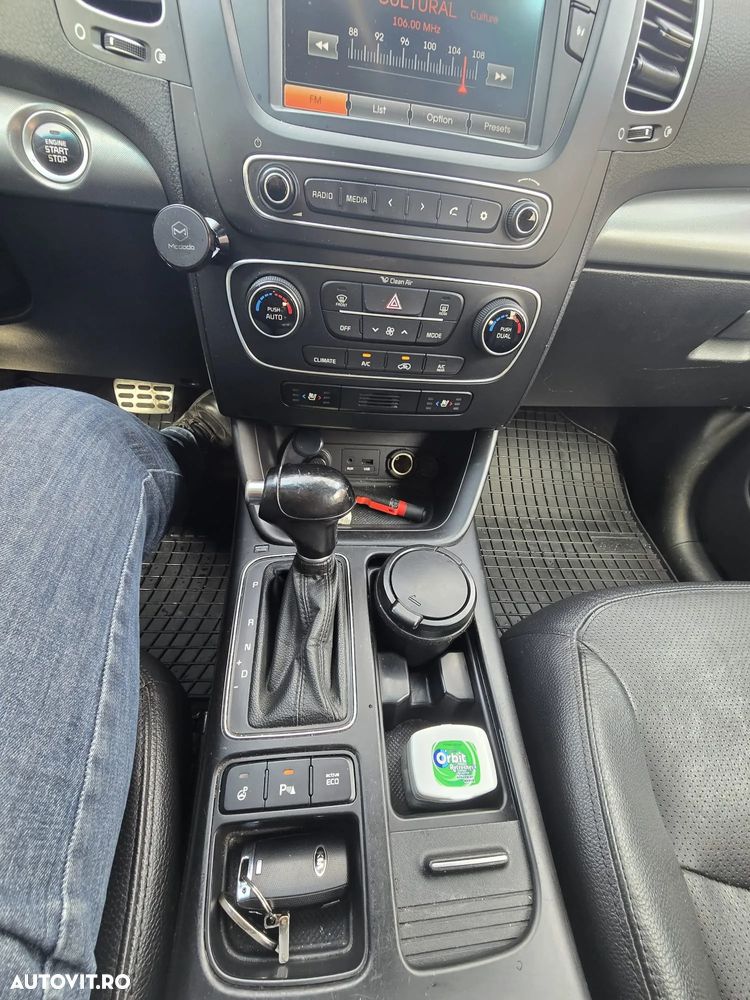 Kia Sorento 2.2 DSL 4x4 Aut. Executive - 5