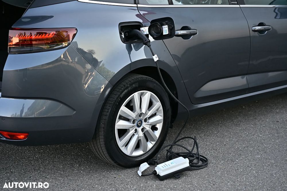 Renault Megane E-TECH 160 ZEN - 23