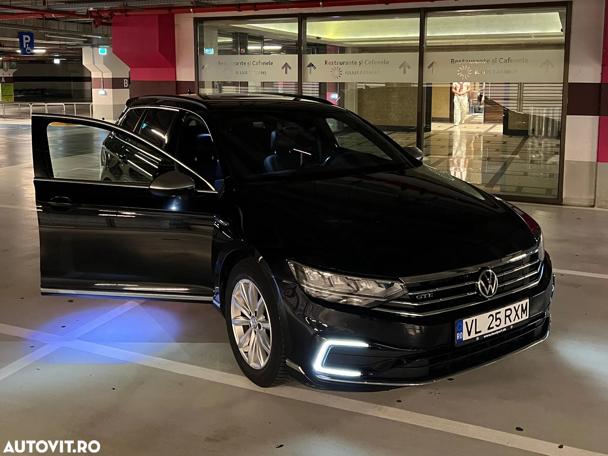 Volkswagen Passat GTE - 2