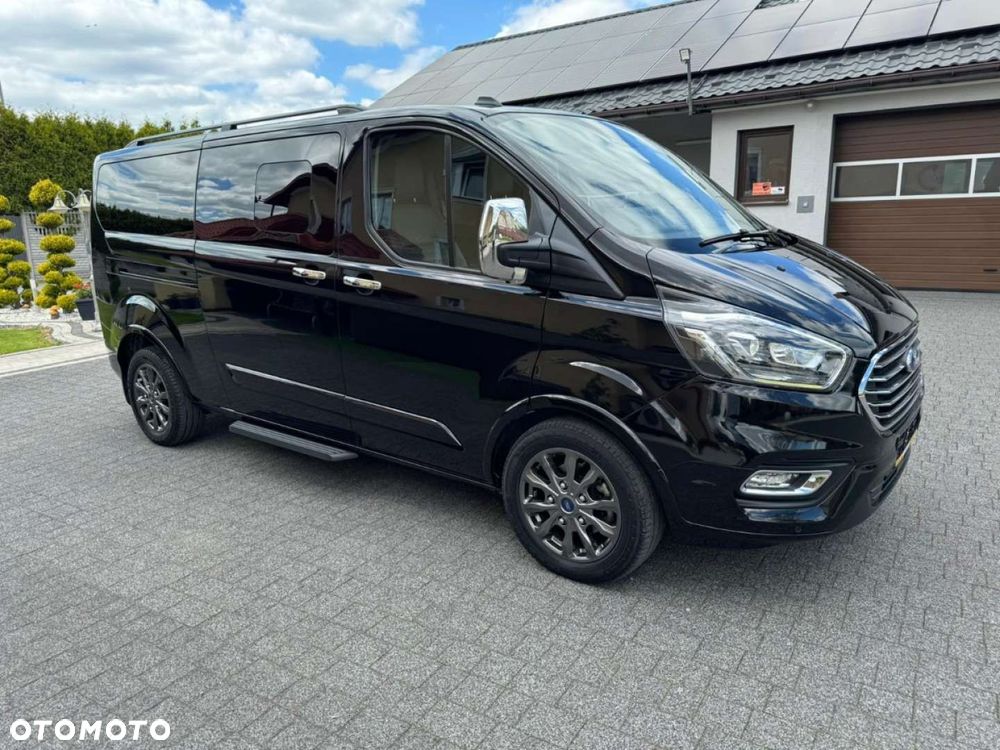 Ford Tourneo Custom - 18