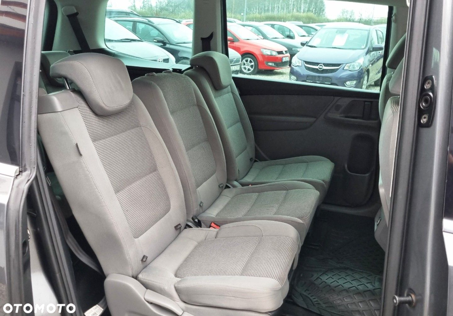 Volkswagen Sharan - 11