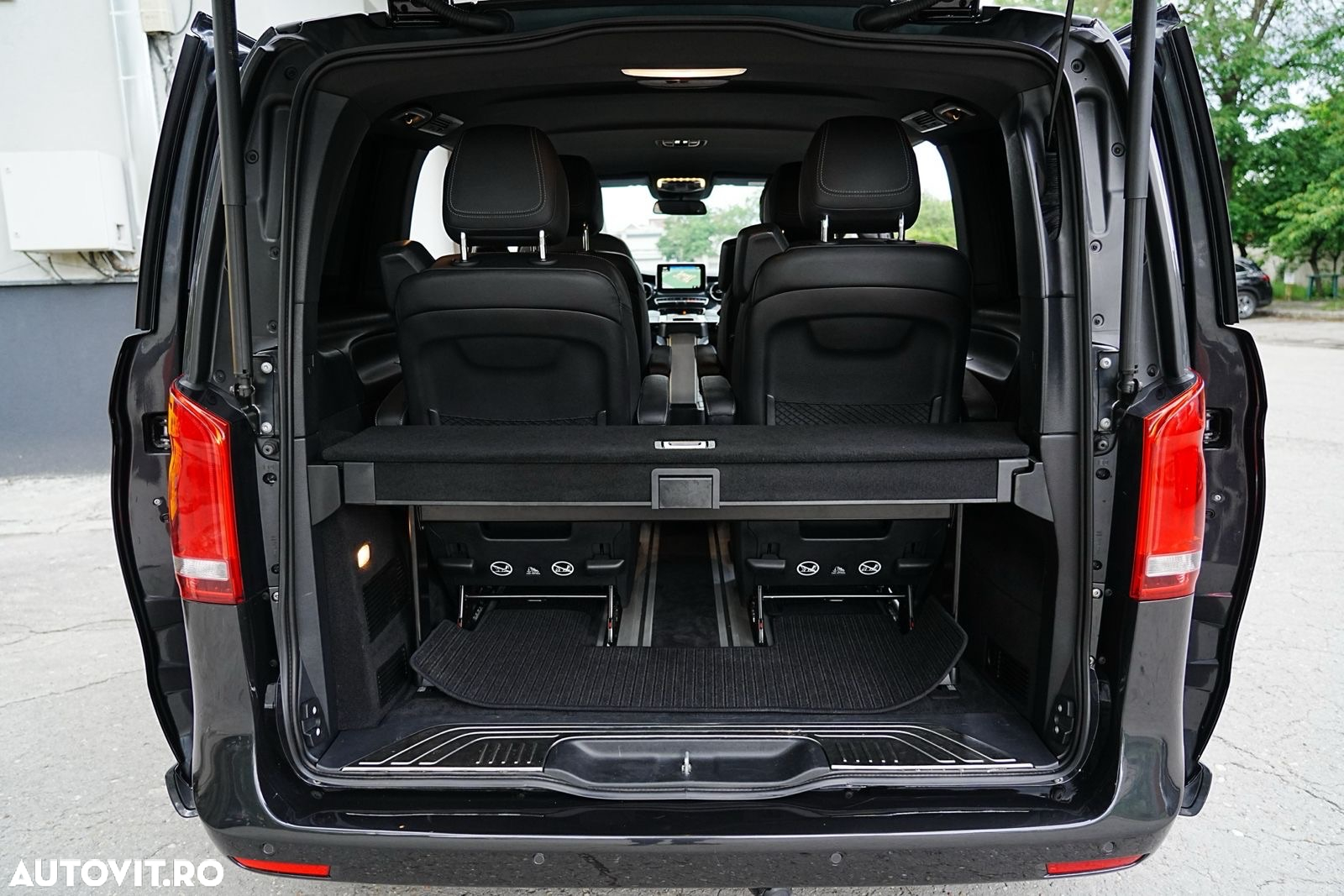 Mercedes-Benz V 220 d kompakt 9G-TRONIC Edition 2020 - 30