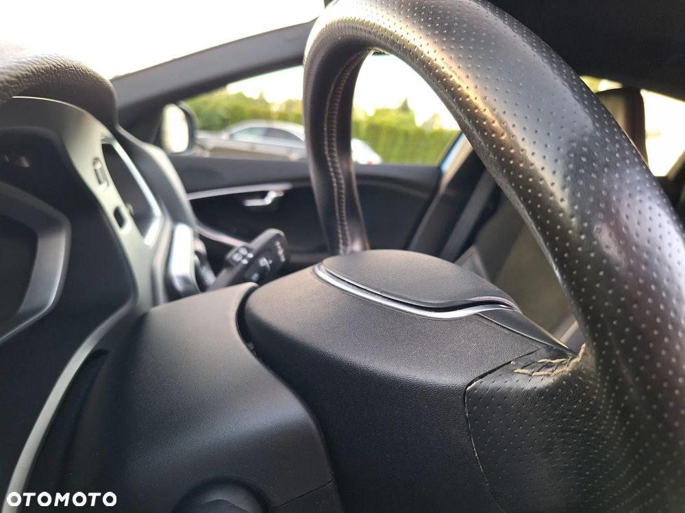 Volvo V40 D3 RDesign - 19