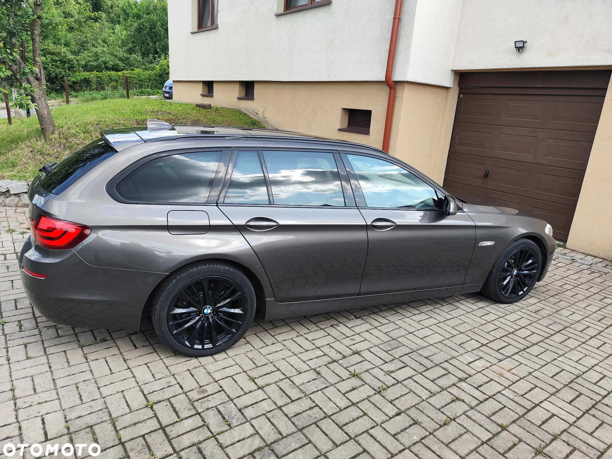 BMW Seria 5 530d Touring - 8