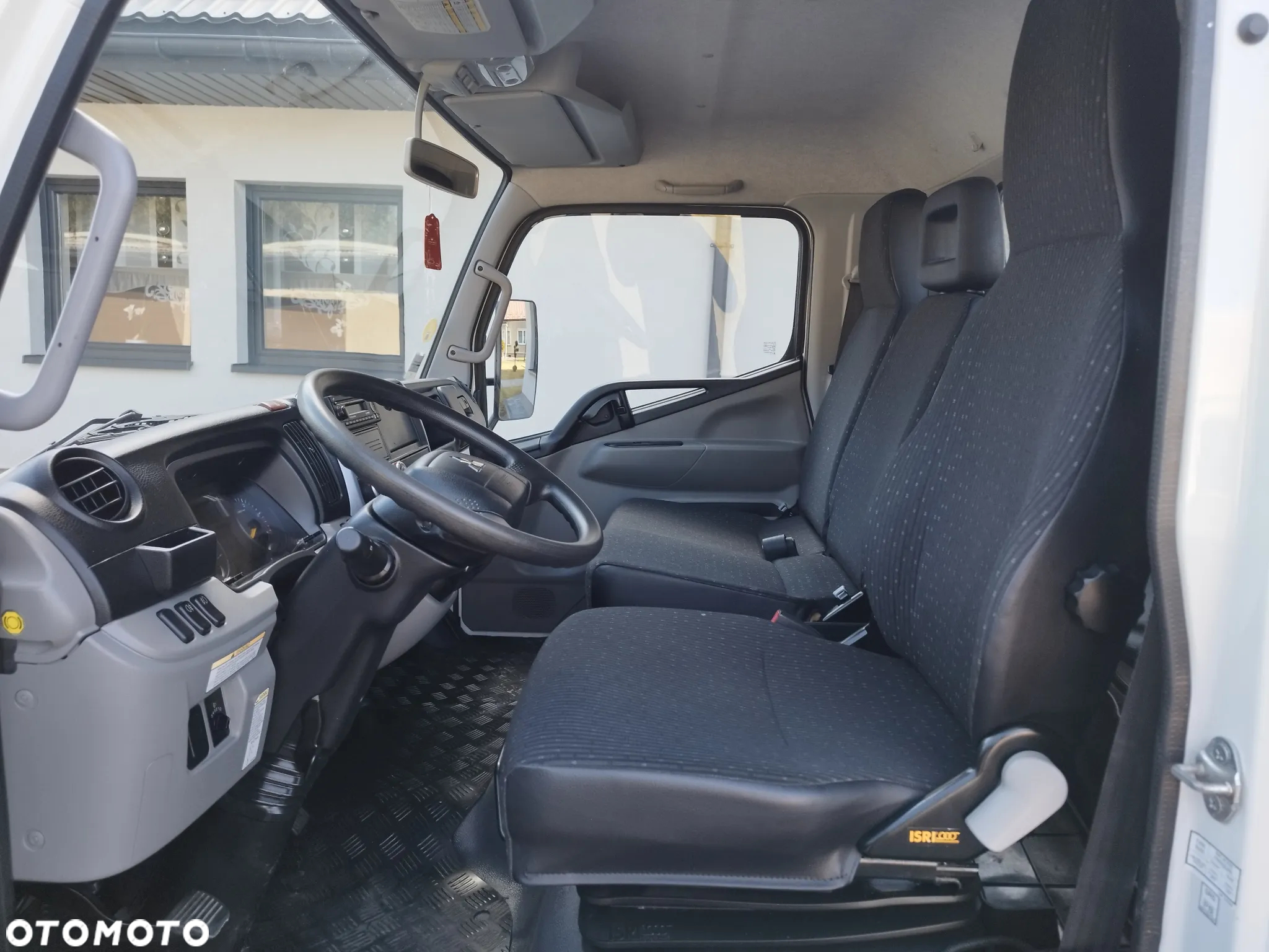 Mitsubishi Fuso Canter - 26