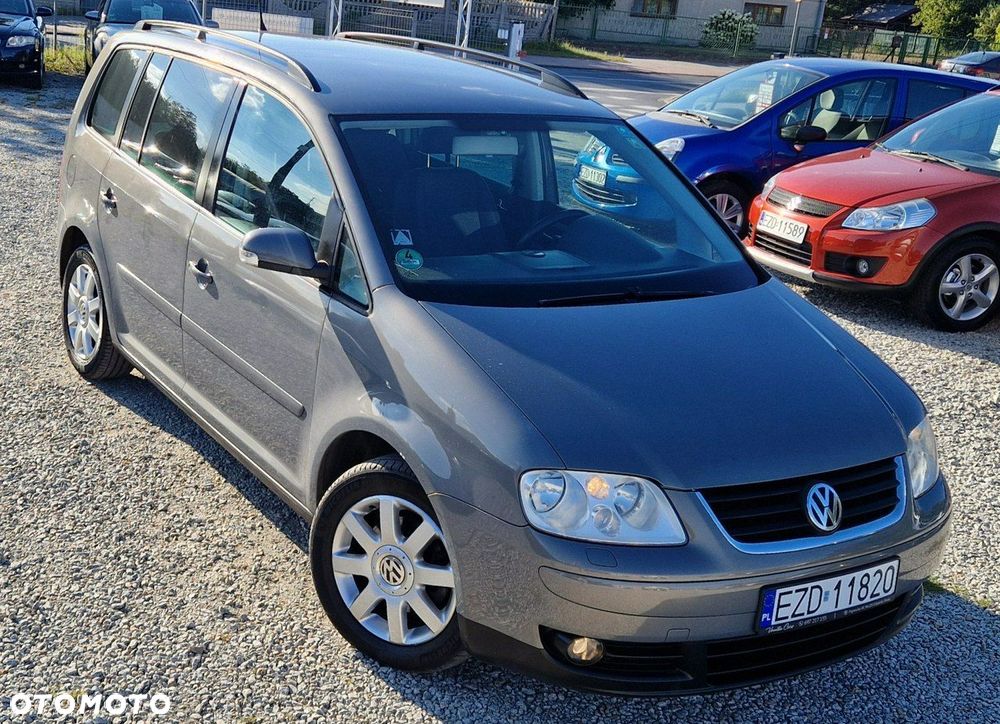 Volkswagen Touran 2.0 TDI Q-Line - 6