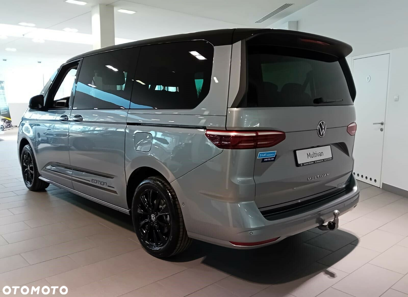 Volkswagen Multivan - 5