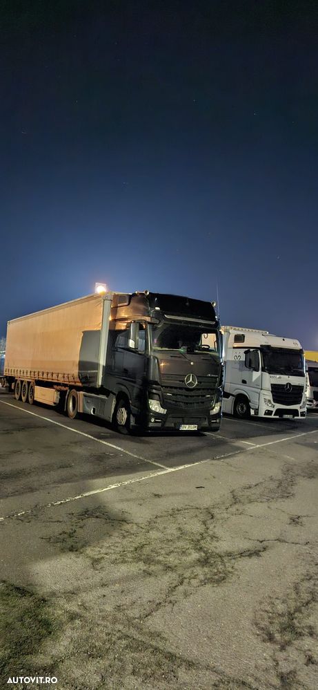 Mercedes-Benz Actros - 10