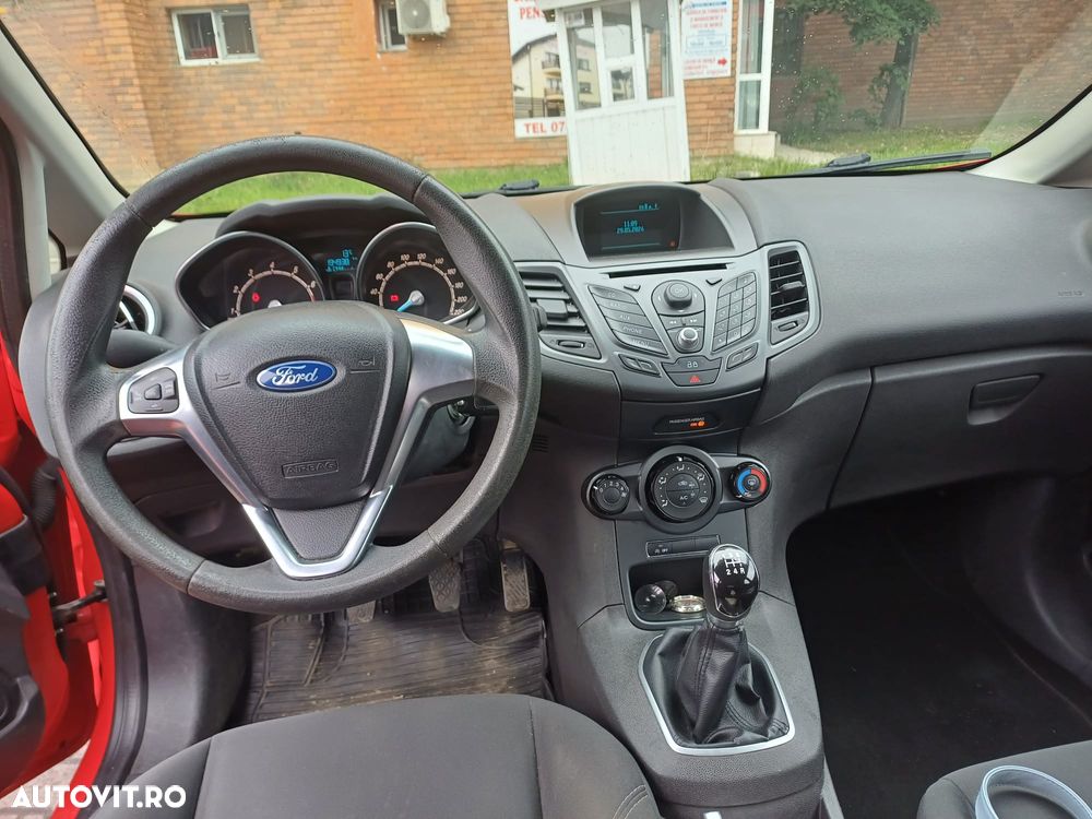 Ford Fiesta - 6